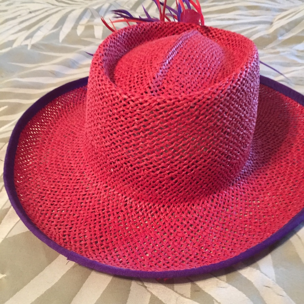SOMETHING SPECIAL RED HAT LADIES RED AND PURPLE - NWOT -